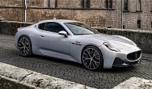 Maserati GranTurismo M189    AUTOMATIC 4WD 3.0 BT V6 490 HP